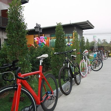 The Bike Loft Family Hostel Hua Hin Dış mekan fotoğraf