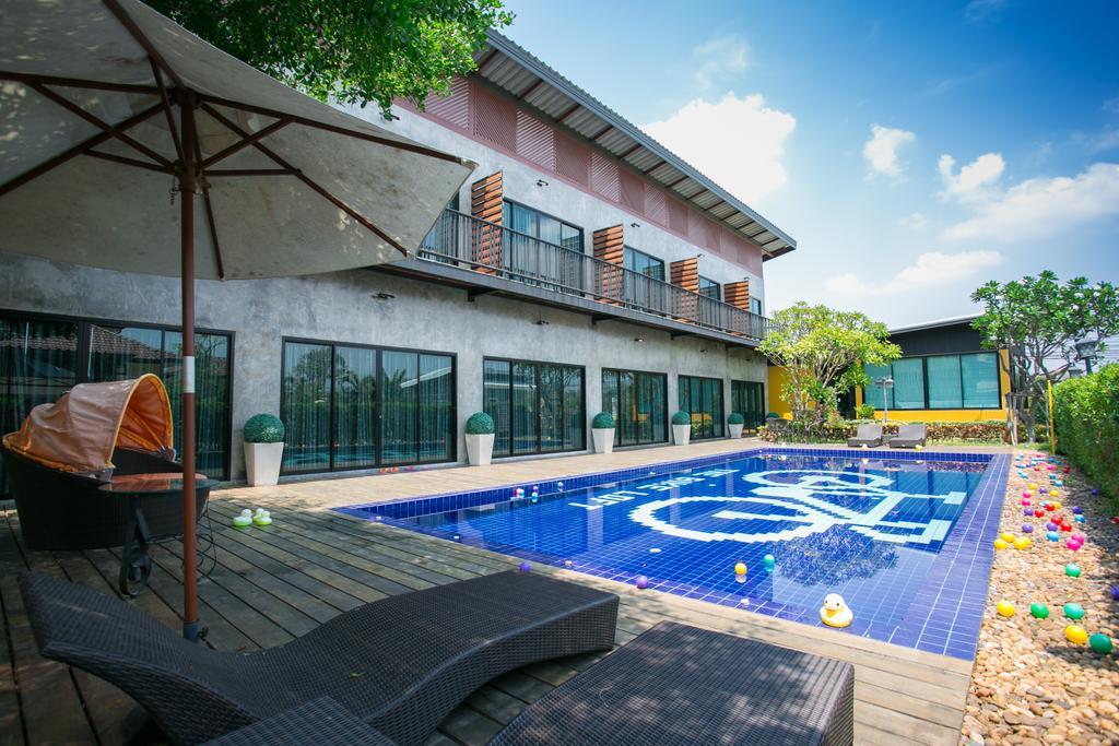 The Bike Loft Family Hostel Hua Hin Dış mekan fotoğraf