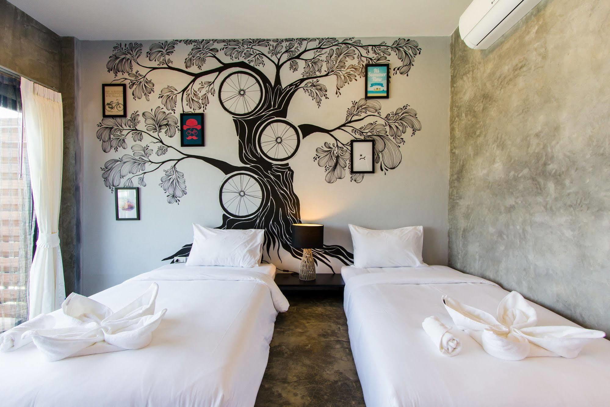 The Bike Loft Family Hostel Hua Hin Dış mekan fotoğraf