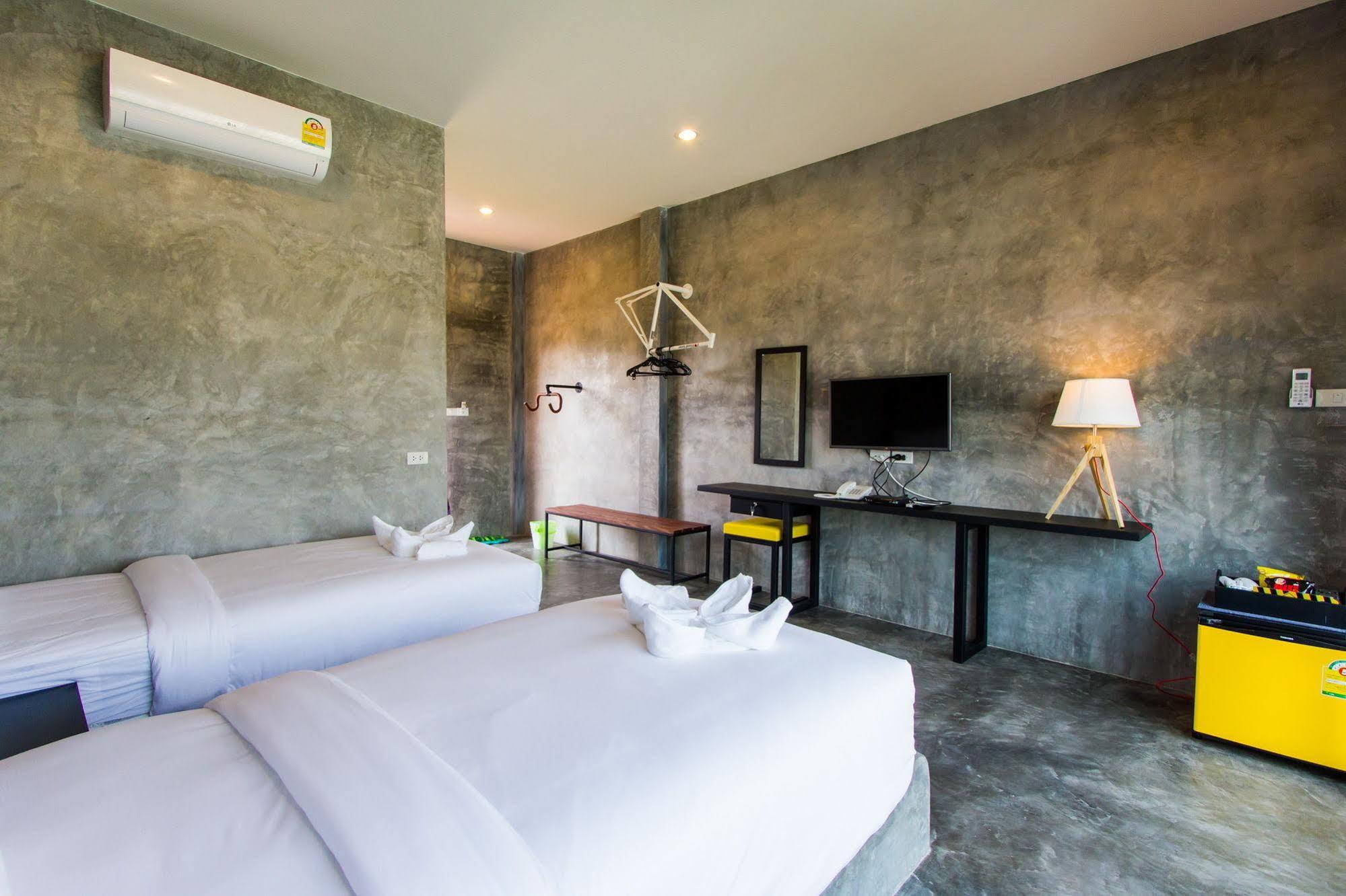 The Bike Loft Family Hostel Hua Hin Dış mekan fotoğraf