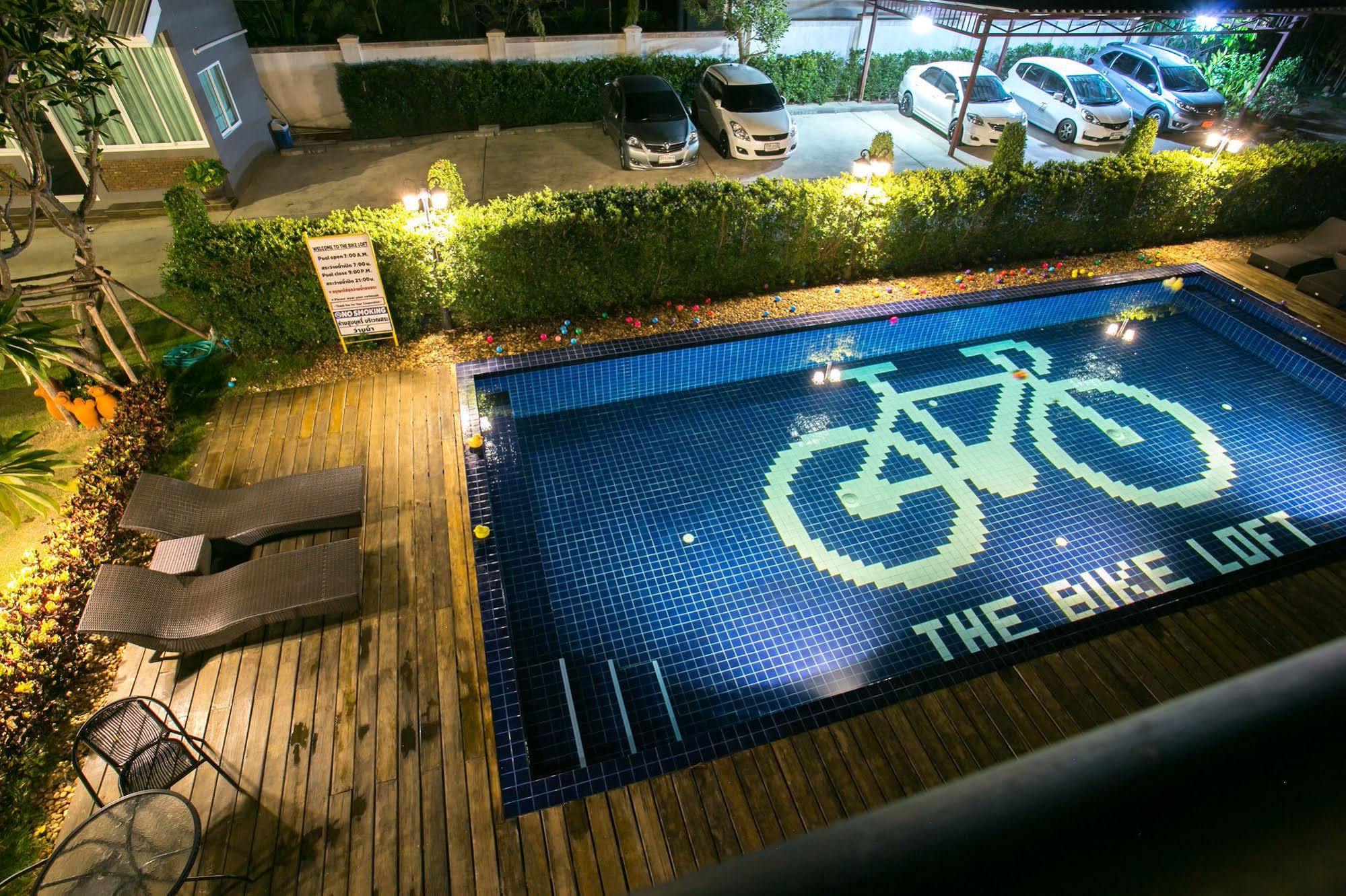 The Bike Loft Family Hostel Hua Hin Dış mekan fotoğraf