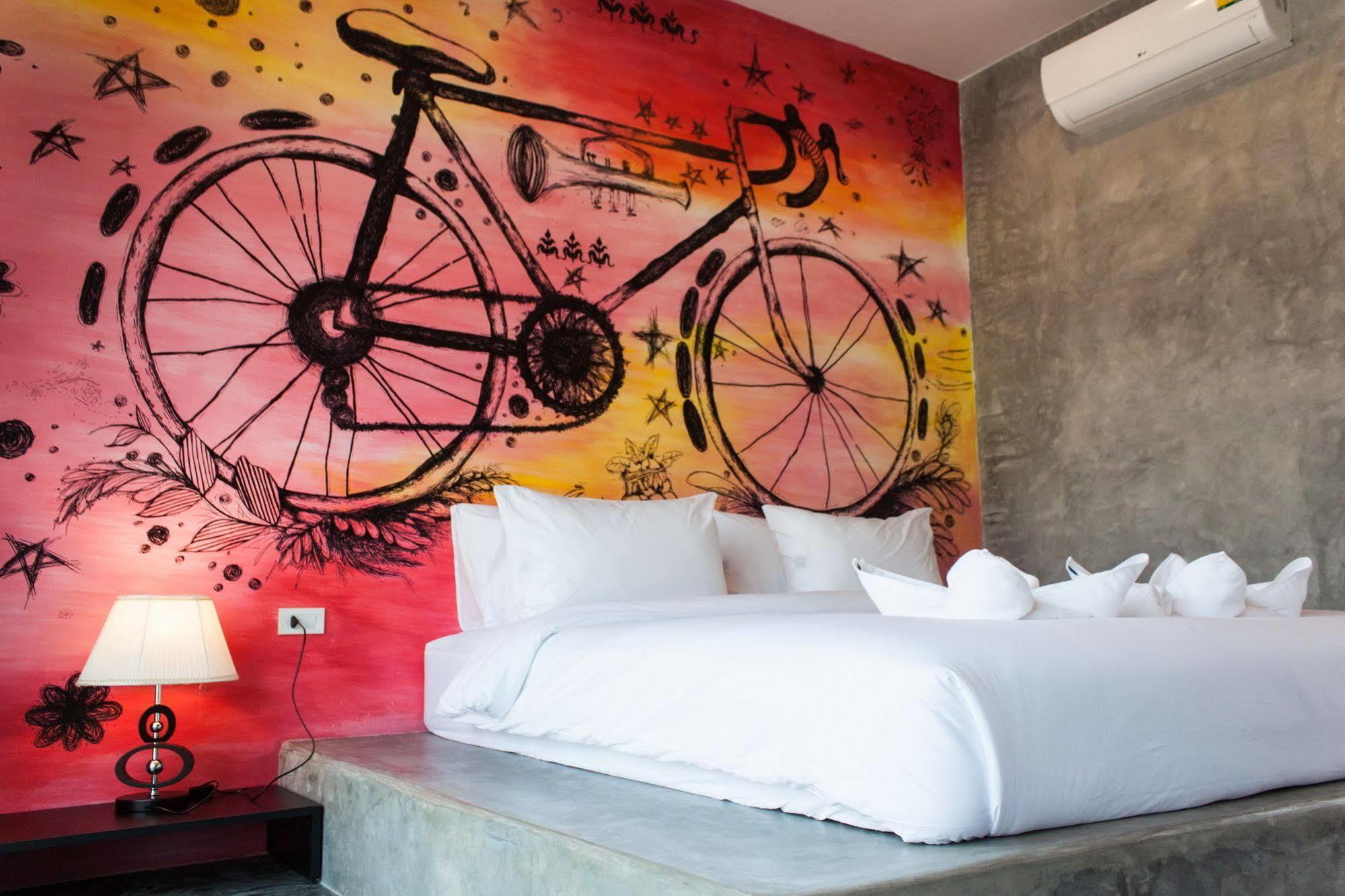 The Bike Loft Family Hostel Hua Hin Dış mekan fotoğraf